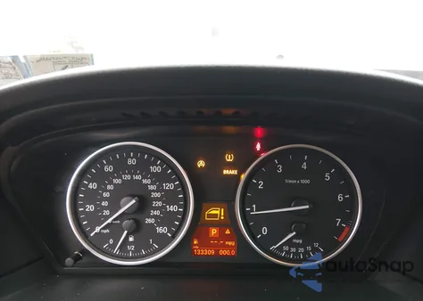 2008 BMW 535Xi z USA, uszkodzony, nr VIN WBANV93528CZ66800